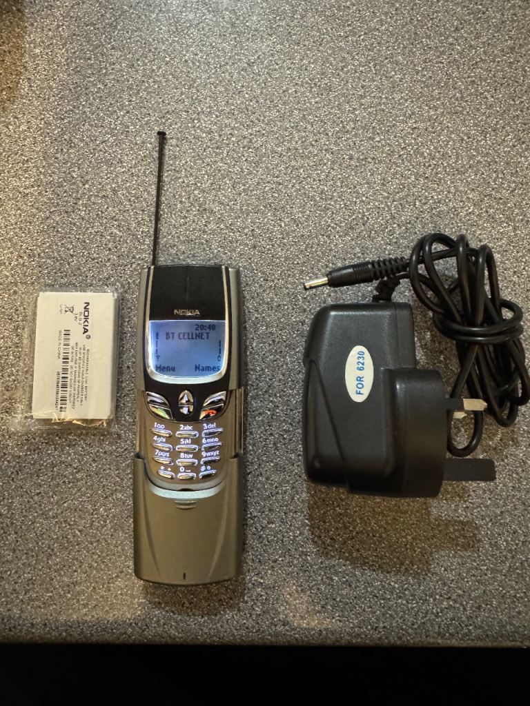 Nokia 8890 retro