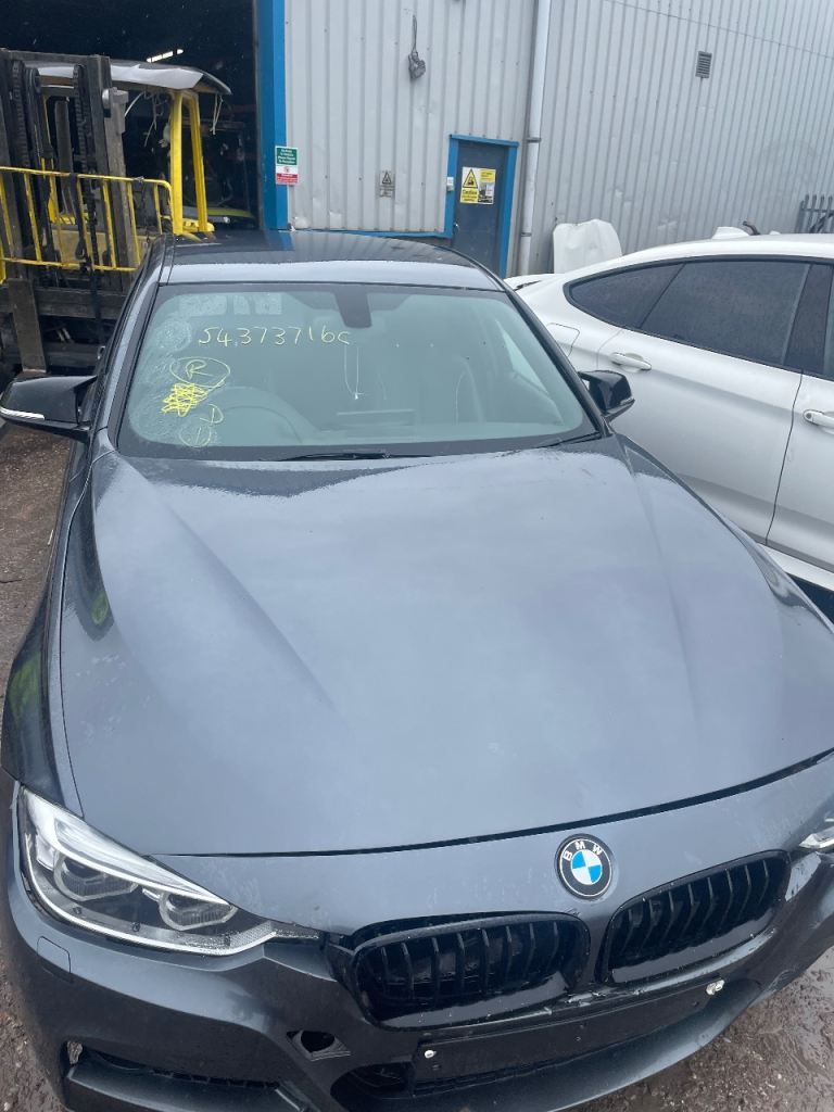 BMW 320D F30 F31 LCI XDRIVE BREAKING FOR PARTS BONNET WING SUSPENSION LEG DOOR LIGHT REAR BUMPER