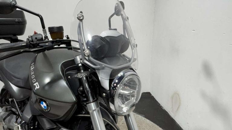 BMW R1200 2011 41K MOT 11/26 CLEAN BIG CC TRADE SALE COMMUTER BIKE 1200CC