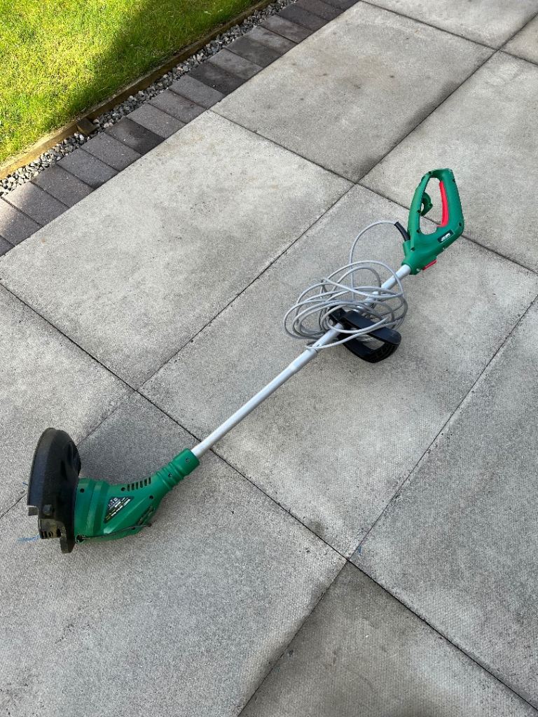 qualcast lawn trimmer