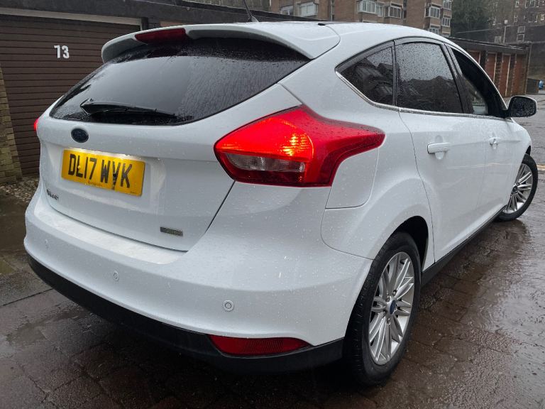 Ford, FOCUS, Hatchback, 2017, Manual, 999 (cc), 5 doors