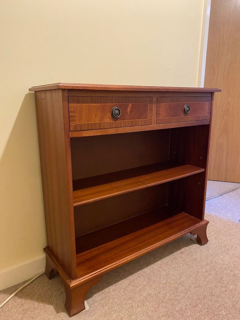 [Sold]Classic Wooden Side Cabinet / Bookcase