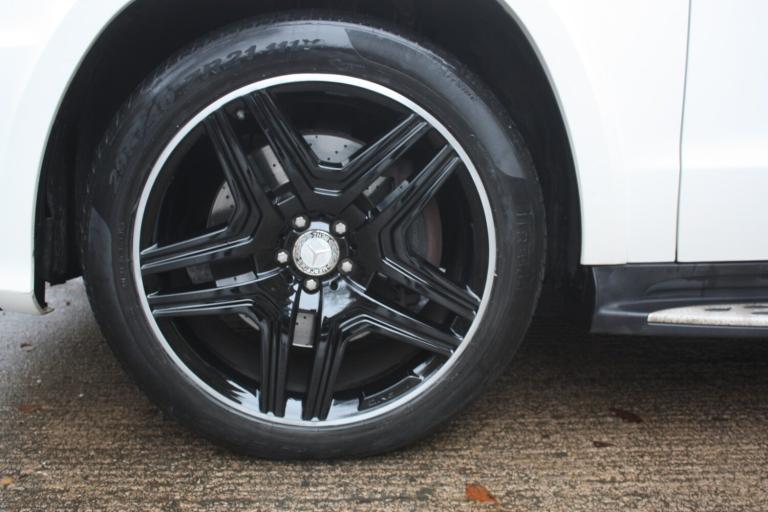 MERCEDES-BENZ GL CLASS 3.0 GL350 V6 BlueTEC AMG Sport 2015