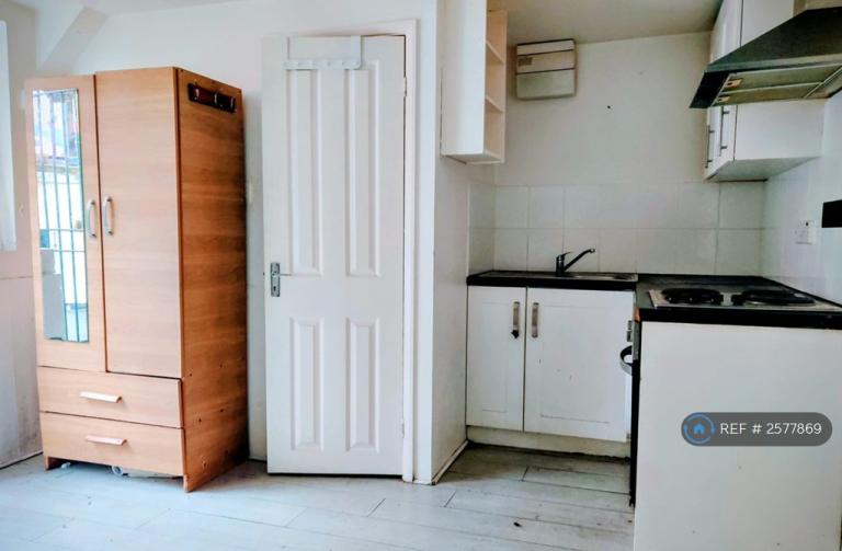 image for Studio flat in Green Lanes, London, N16 (#2577869)