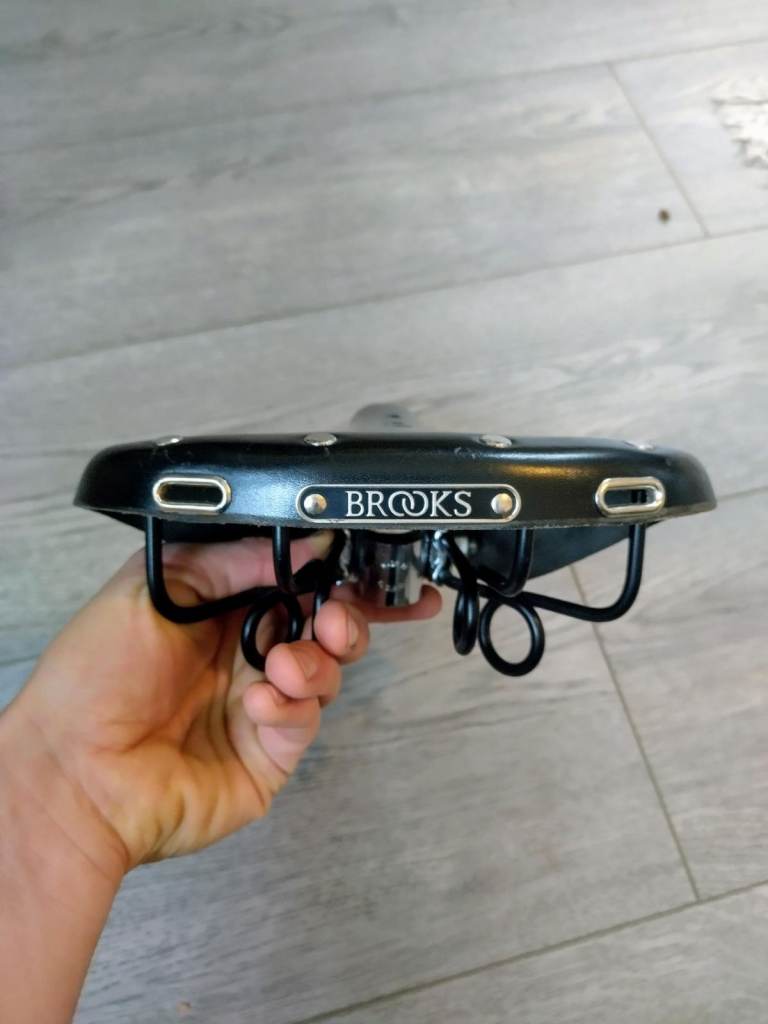 Brooks B72 - PRICE DROP - very good condition