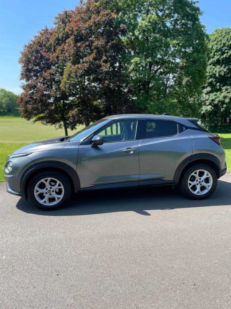 Nissan Juke N-connecta Dig-t 5 door hatchback / 1.0 petrol / only 44733 miles