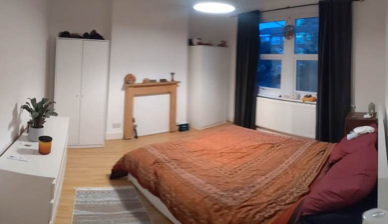 Room to rent in flatshare