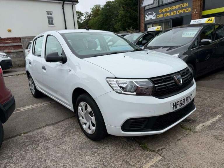 2018 Dacia Sandero 0.9 TCe Essential Euro 6 (s/s) 5dr HATCHBACK Petrol Manual