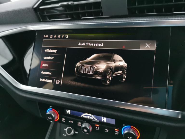 2024 Audi Q3 35 TDI S Line 5dr S Tronic [Leather] ESTATE DIESEL Automatic