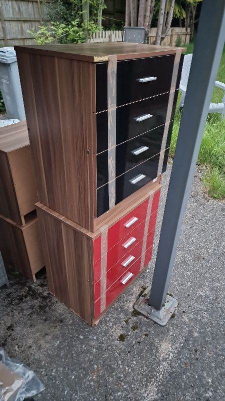 2 Chest of Drawers and with Matching Bedside Tables