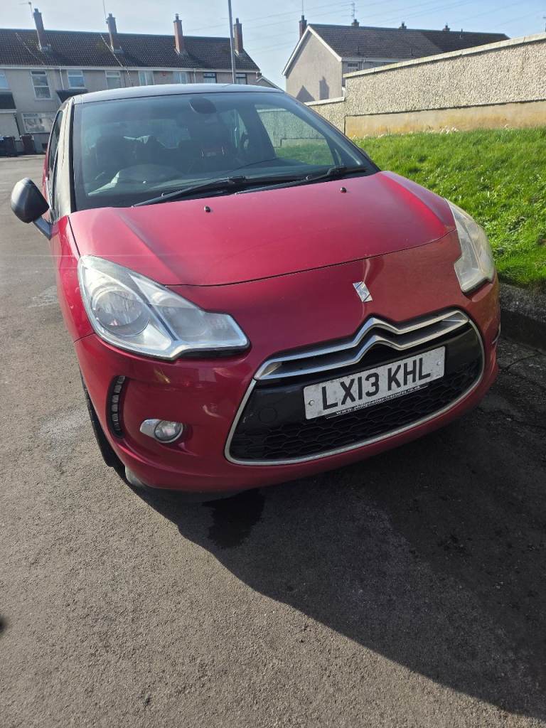 Citroen, DS3, Hatchback, 2013, Manual, 1560 (cc), 3 doors