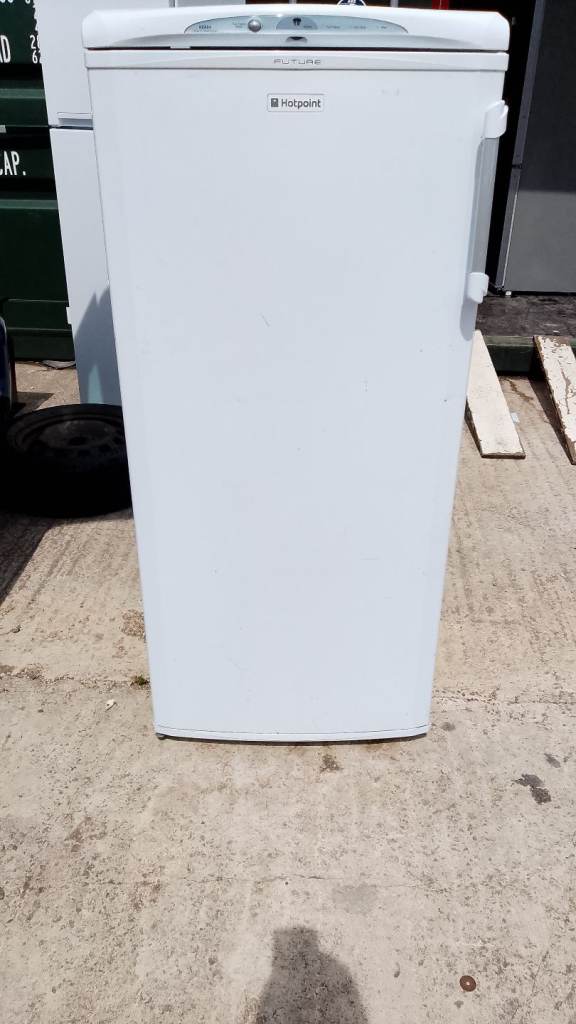 Free standing Hotpoint freezer 