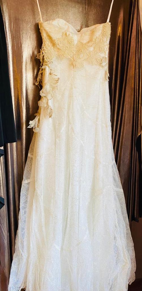 J Jennings vintage gold lace wedding dress