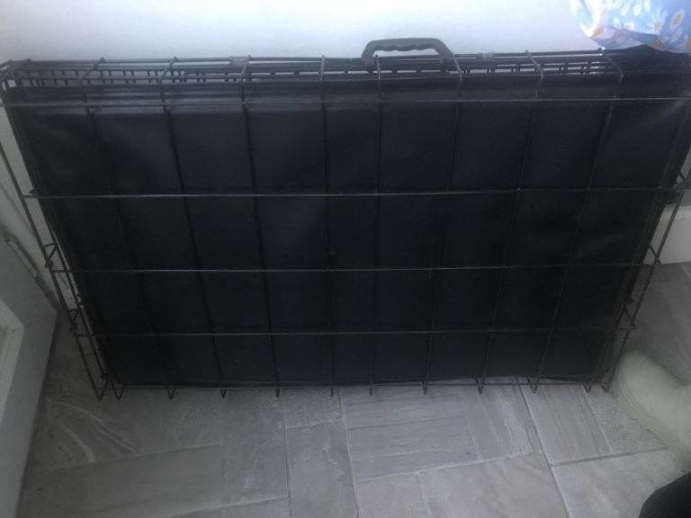 Medium dog crate