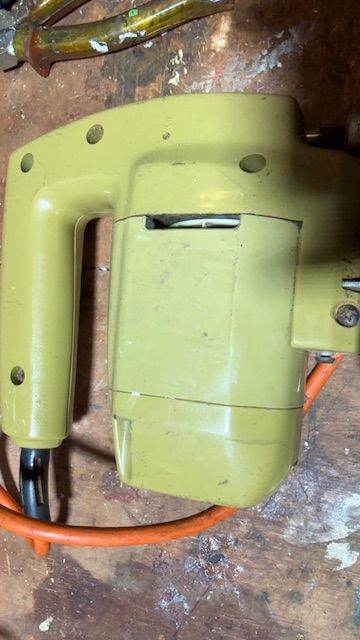 BLACK AND DECKER JIG SAW