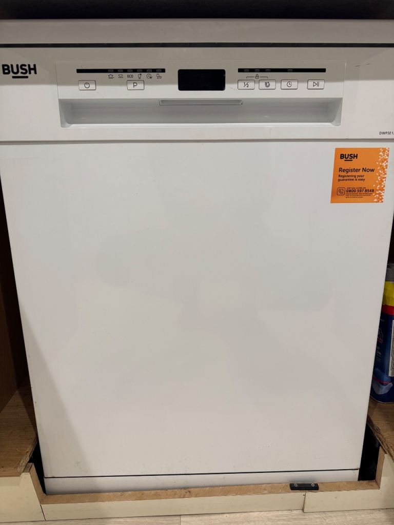 BUSH FULL SIZE DISHWASHER