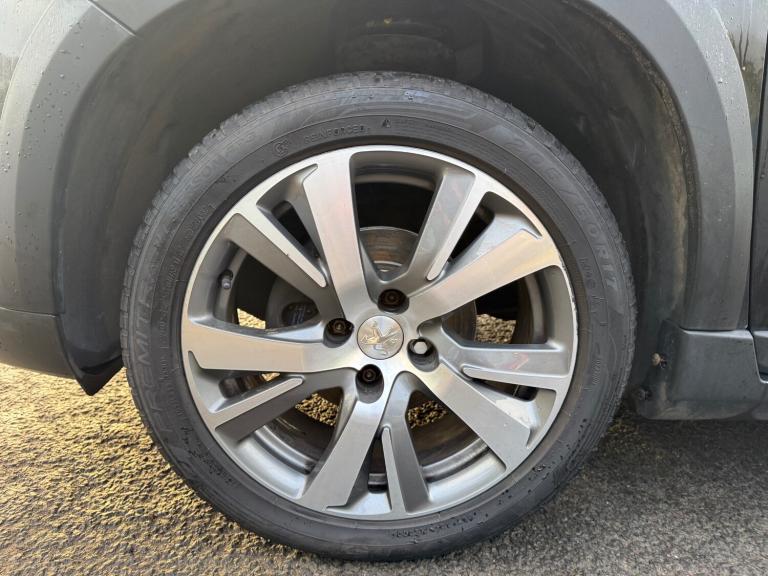 2017 Peugeot 2008 1.6 BlueHDi 100 Allure 5dr HATCHBACK Diesel Manual