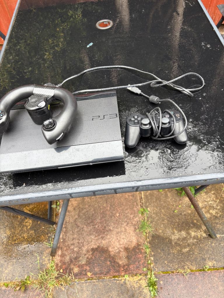PS3 1 controller & steering wheel 