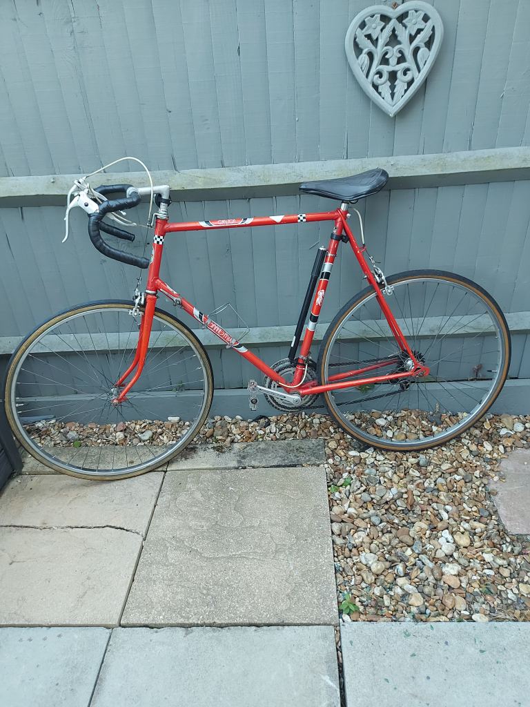 Vintage Red Carlton Road Bike .