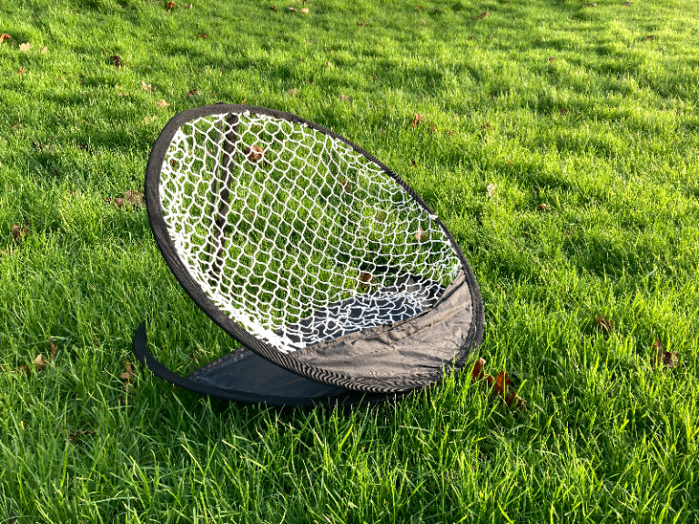 Golf chipping net