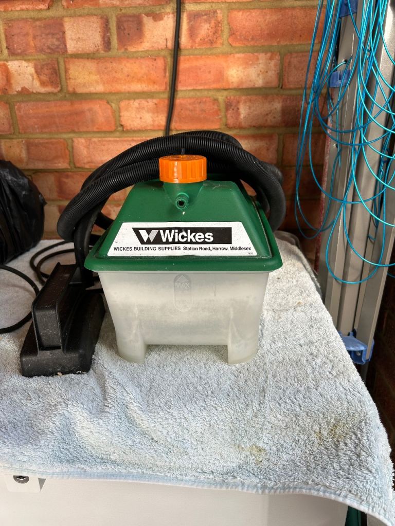 Wicks Wallpaper stripper