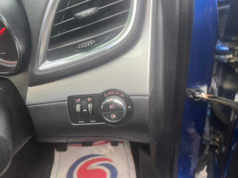 VAUXHALL MOKKA 1.6 CDTi ecoFLEX Tech Line Blue Manual Diesel 2015