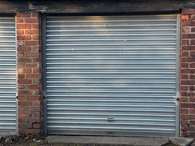 Secure Garage to Let 