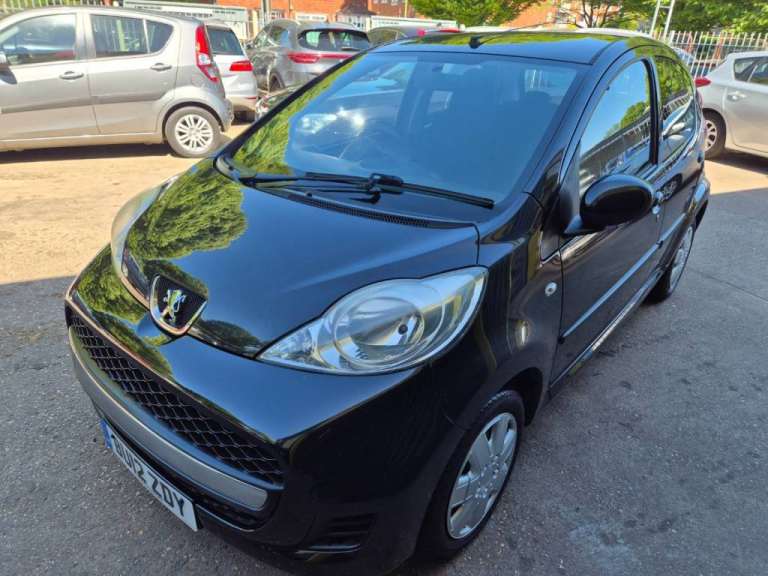  Peugeot 107 1.0 Urban 5dr Petrol