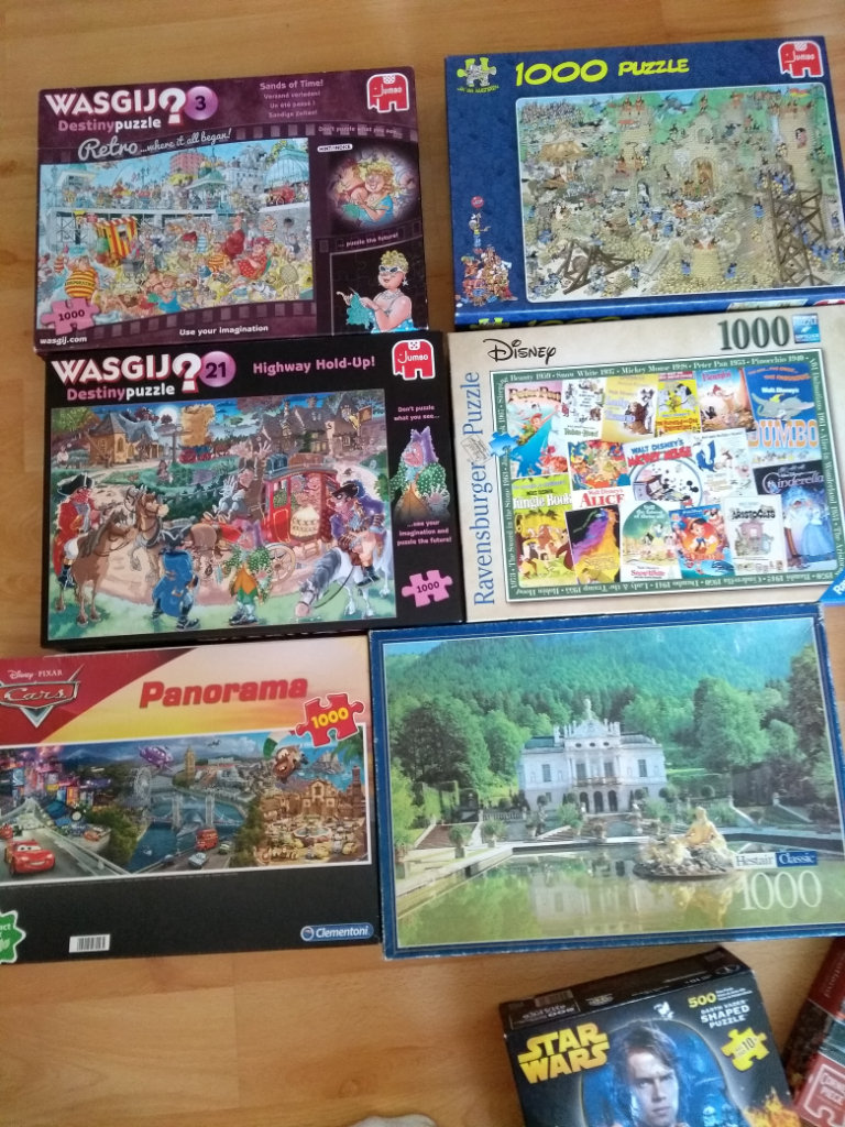 Various 1000 piece Jigsaws (x 20+) Smoke free & pet free home