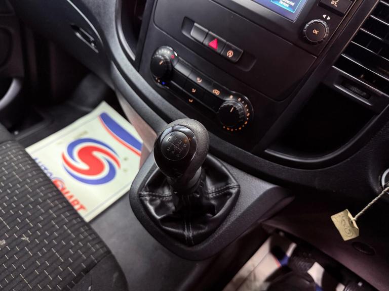 2020 Mercedes-Benz Vito 1.7 114 CDI Progressive FWD L2 Euro 6 (s/s) 5dr (LWB) PANEL VAN Diesel Ma...