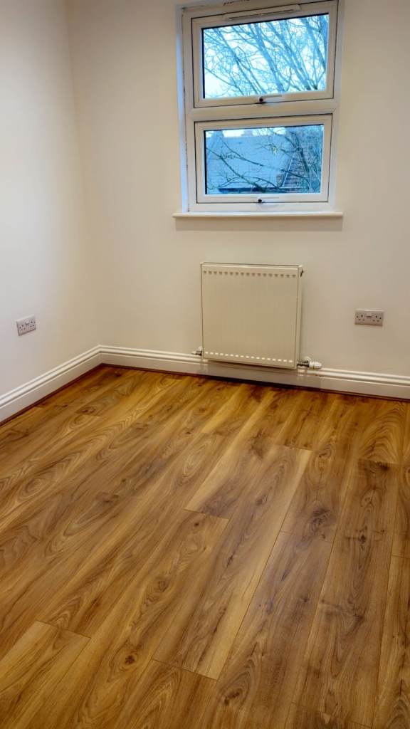 AVAILABLE NOW ! Four (4) BEDROOM House in Heart Of Walthamstow, E17 7JB..£3300pcm (Refurbished)