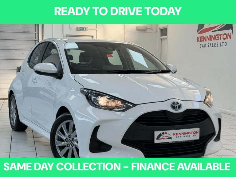 2022 Toyota Yaris Hatchback (2020 -) Hatchback Hybrid Automatic