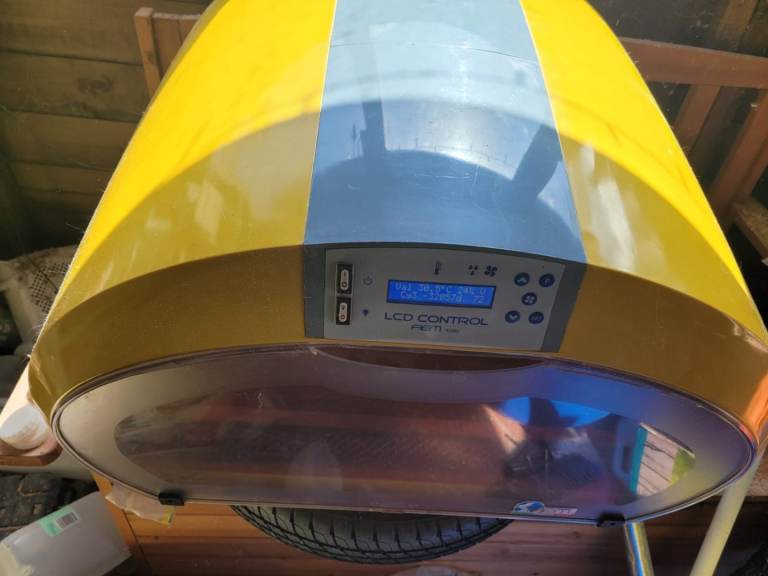 72 Egg Incubator 