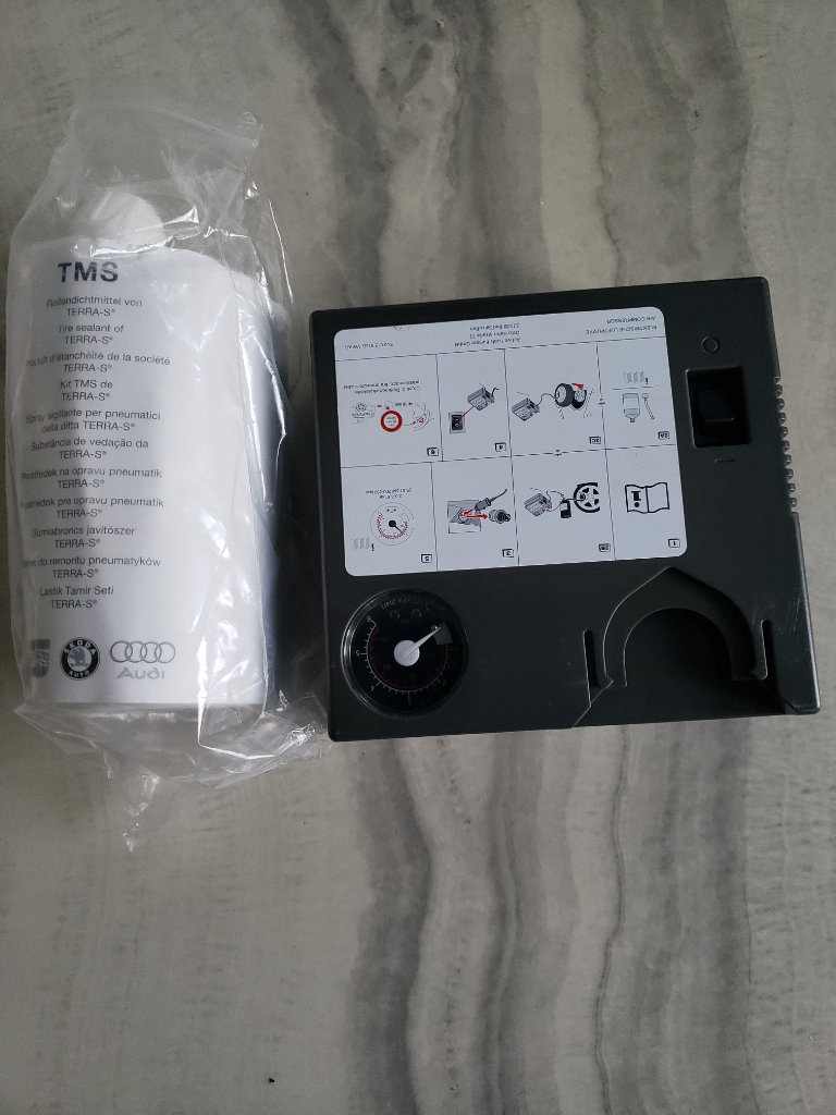 Vw tyre inflator with repair kit