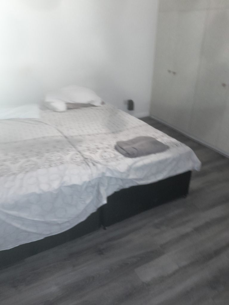 Room with separate bathroom for vegetarian 