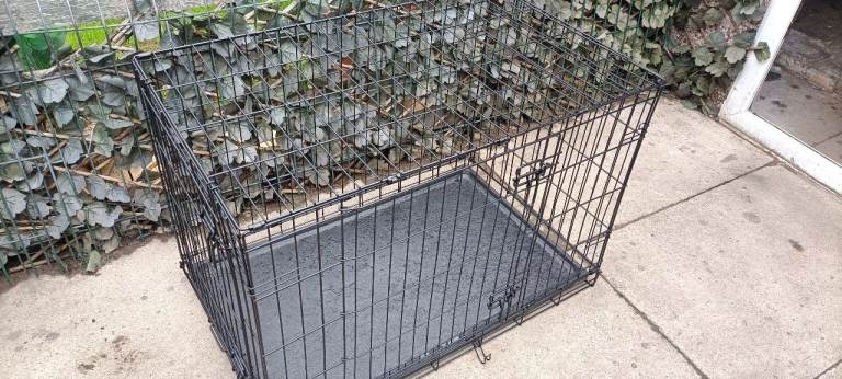 Large pet crate