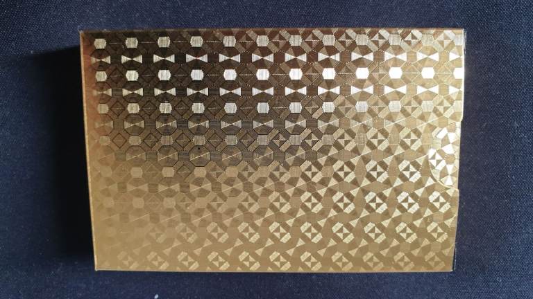 99.9 %  PURE 24 CARAT GOLD FOIL PLAYING CARDS 