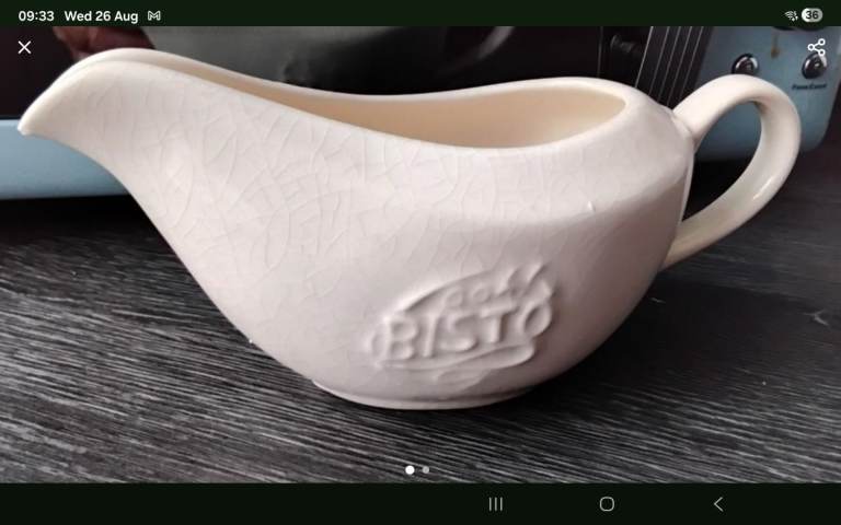Vintage bisto gravy boat lovely & free damaged salt box included 