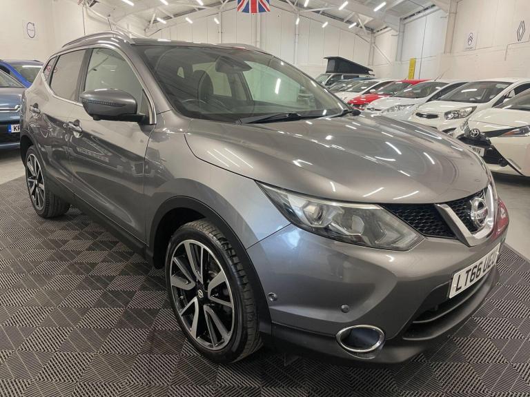 2016 Nissan Qashqai 1.5 dCi Tekna 2WD Euro 6 (s/s) 5dr HATCHBACK Diesel Manual