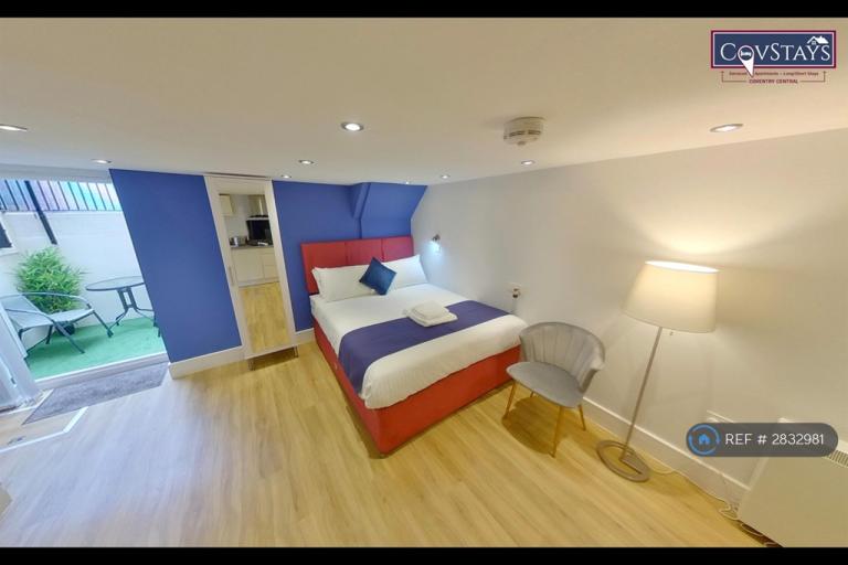 Studio flat in Lower Ford St, Coventry, CV1 (#2832981)