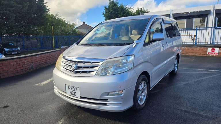 2021 Toyota Alphard 3.0 v spec E Curtains camera P door PETROL Automatic