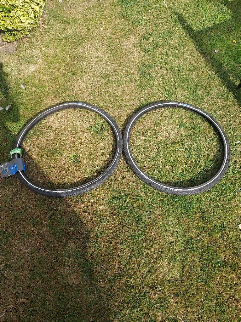 Schwalbe Marathon Plus Tyres (2) 