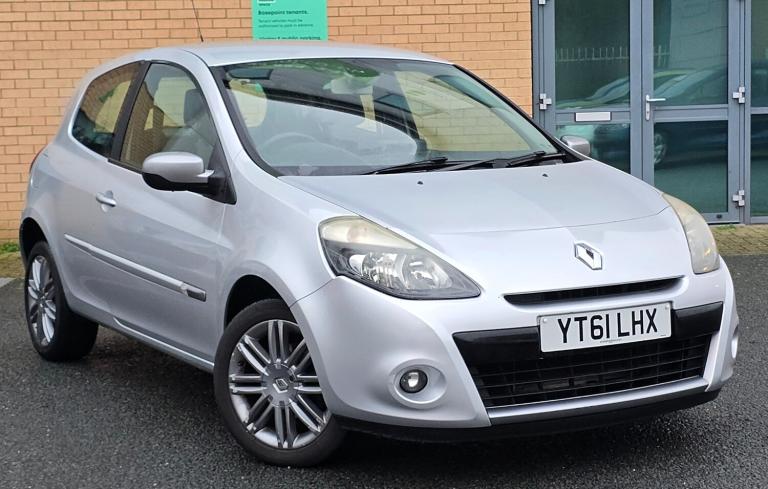 2011 Renault Clio 1.2 16V Dynamique TomTom 3dr HATCHBACK Petrol Manual