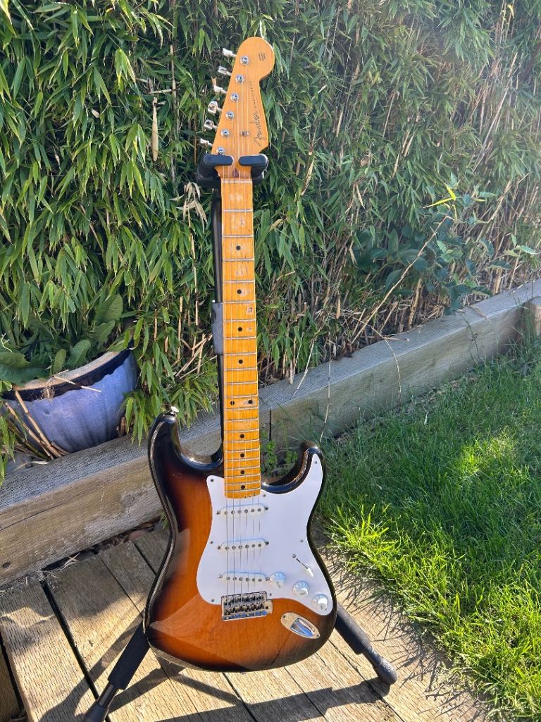 Fender 57 Stratocaster reissue CIJ Japan relic guitar 