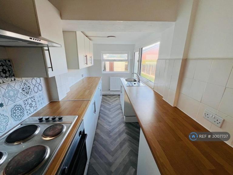3 bedroom house in Elm Avenue, Flint, CH6 (3 bed) (#3007737)