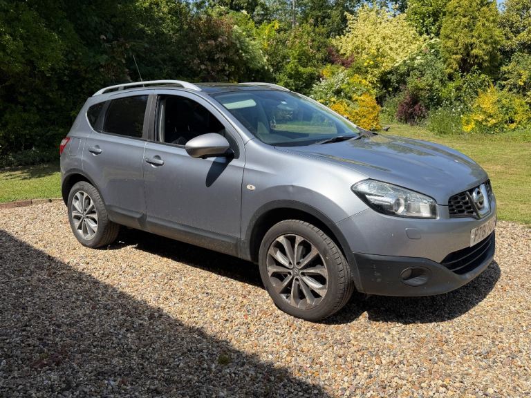 Nissan, QASHQAI, Hatchback, 2012, Manual, 1461 (cc), 5 doors What A car For £1500