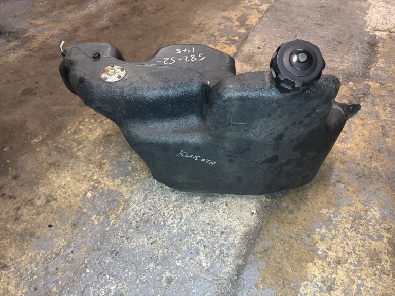 Kubota F3680 Fuel Tank with Sender & Cap – Good Condition