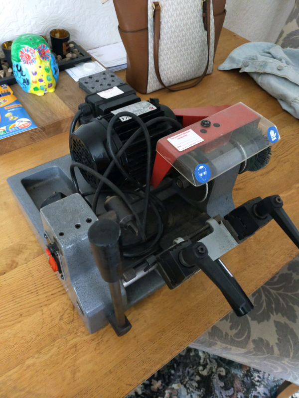 Locksmith Tool Key Cutting Machine 