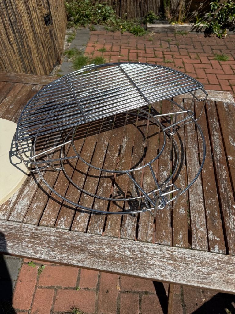 Kamado Joe Divide & Conquer Cooking System – Good Condition