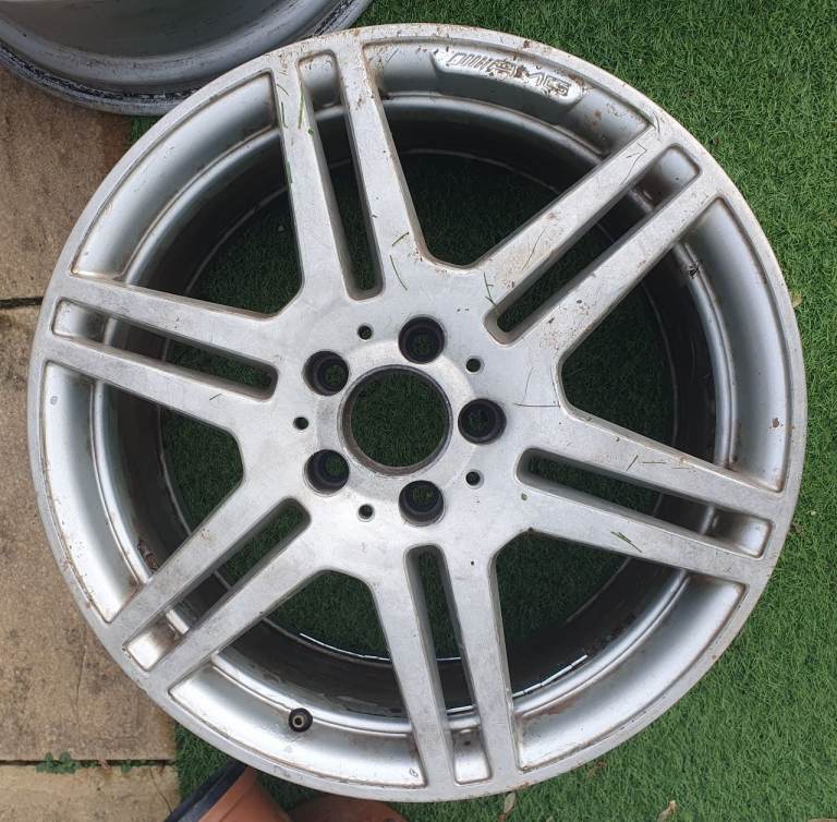 MERCEDES AMG A B C E S VITO VIANO 18" ALLOY WHEEL A2124012402